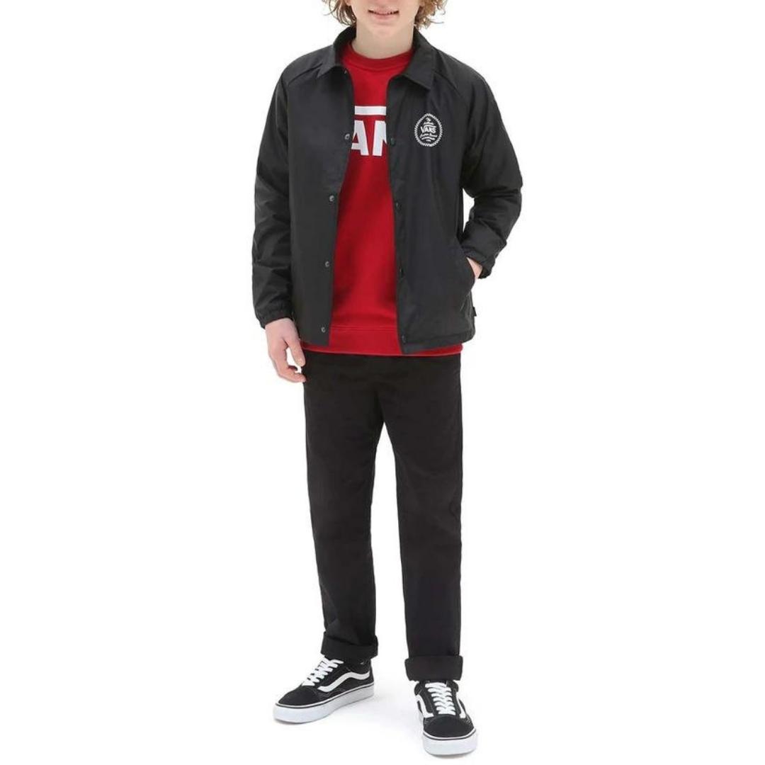 Veste VANS TORREY pour garçon couleur noire porté par un garçon, veste ouverte, chandail rouge