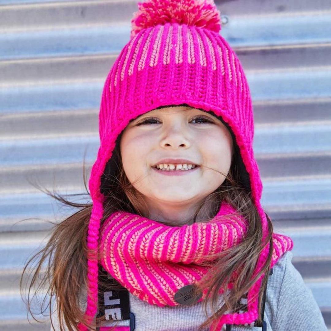 TUQUE A OREILLES DEUX PAR DEUX EN TRICOT POUR ENFANT Rheal Pitre Sports