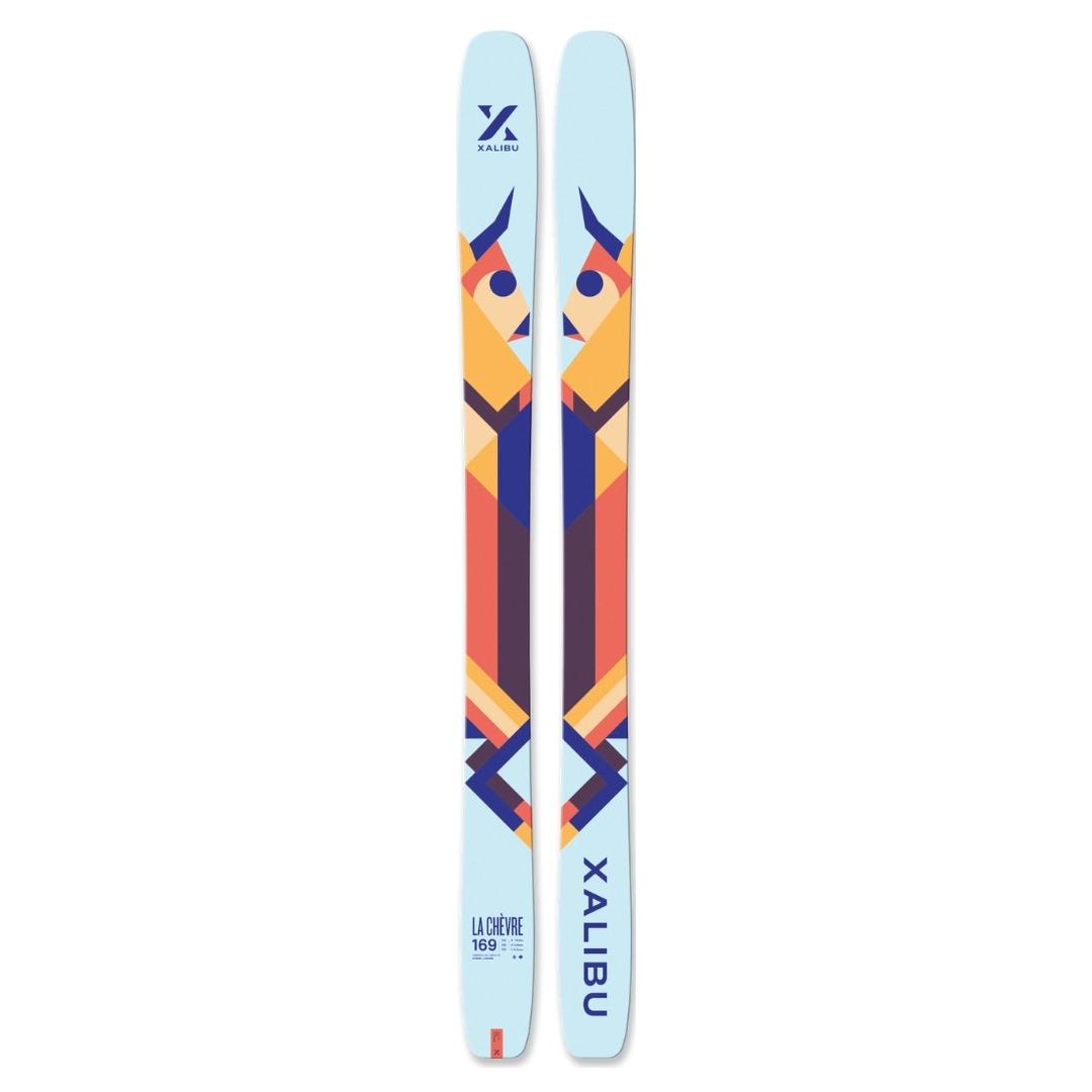 ski alpin XALIBU Skis la chèvre 2023 vu du dessus des skis