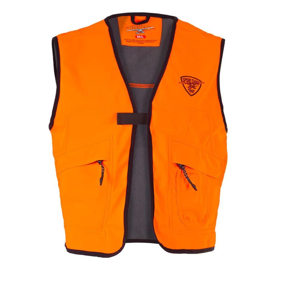 Gilet de chasse orange avec bordure noire et deux poches avant zippées. Il est doté d'une fermeture à boucle et d'un petit logo brodé sur le côté supérieur gauche. Le gilet a une conception robuste adaptée aux activités de plein air.