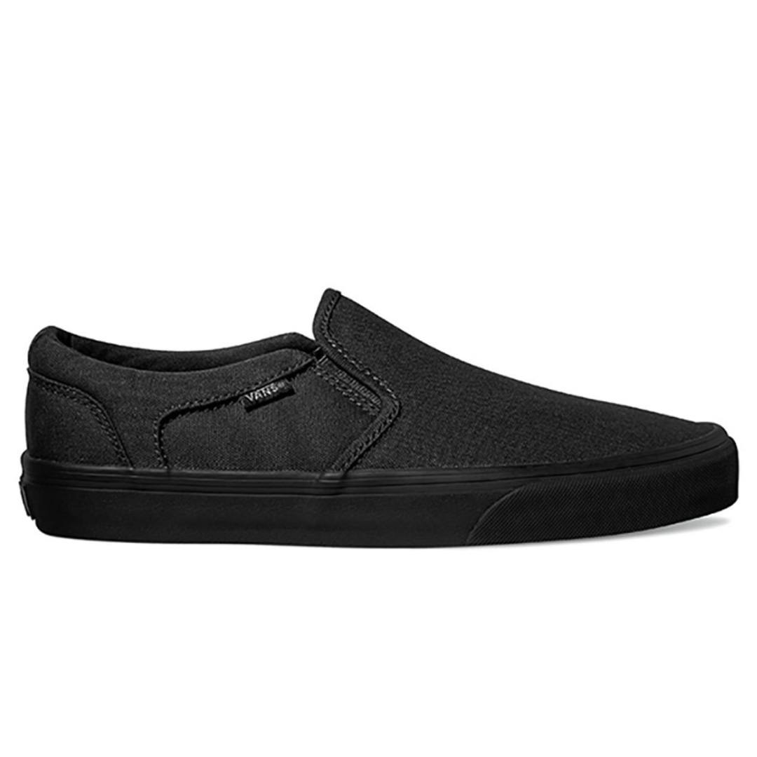 CHAUSSURE URBAINE VANS ASHER SLIP-ON POUR HOMME couleur black/black vu de la chaussure entrièrement noire de profil droit