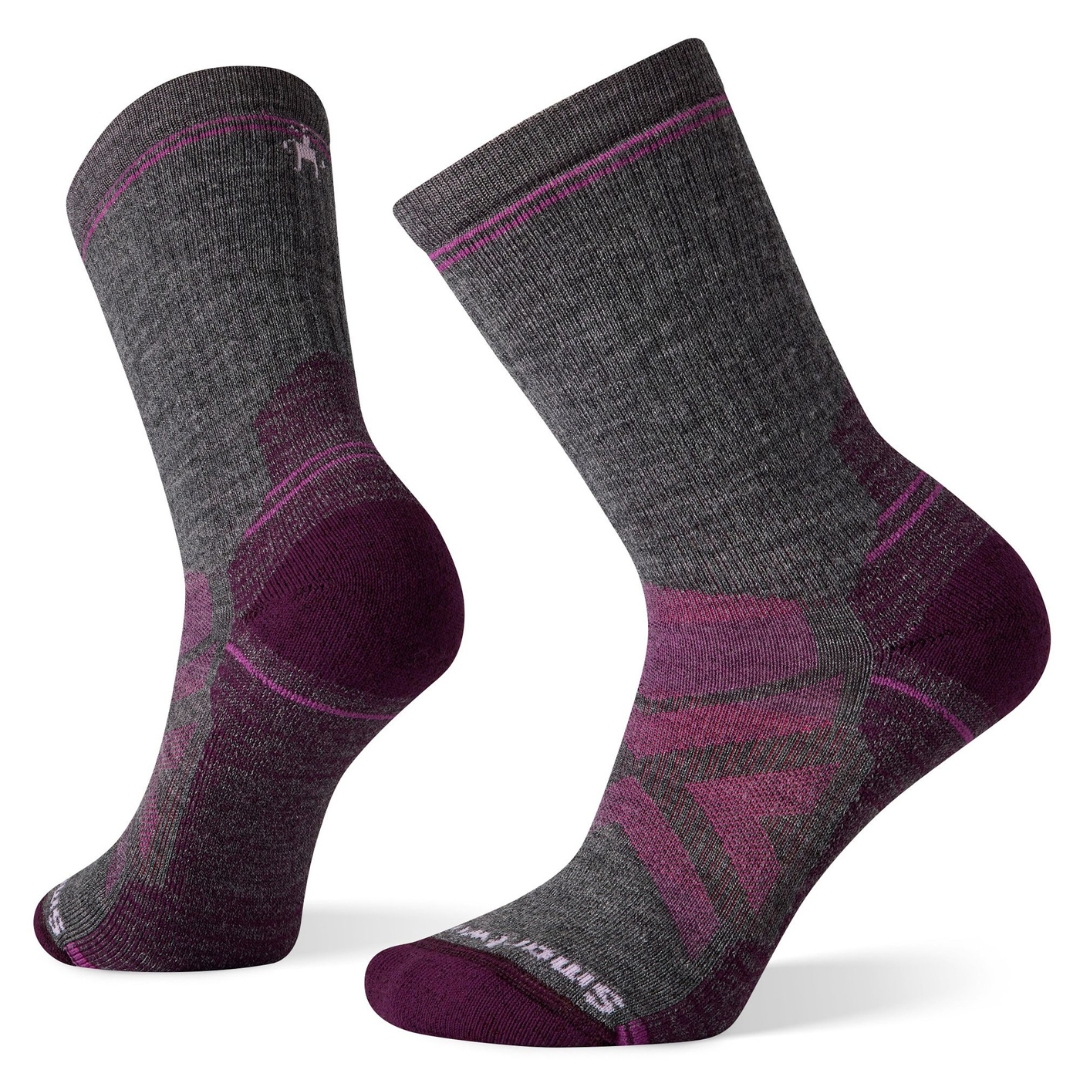 CHAUSSETTE SMARTWOOL HIKE FULL CUSHION CREW POUR FEMME couleur medium gray vue des chaussettes grise, rose et violet