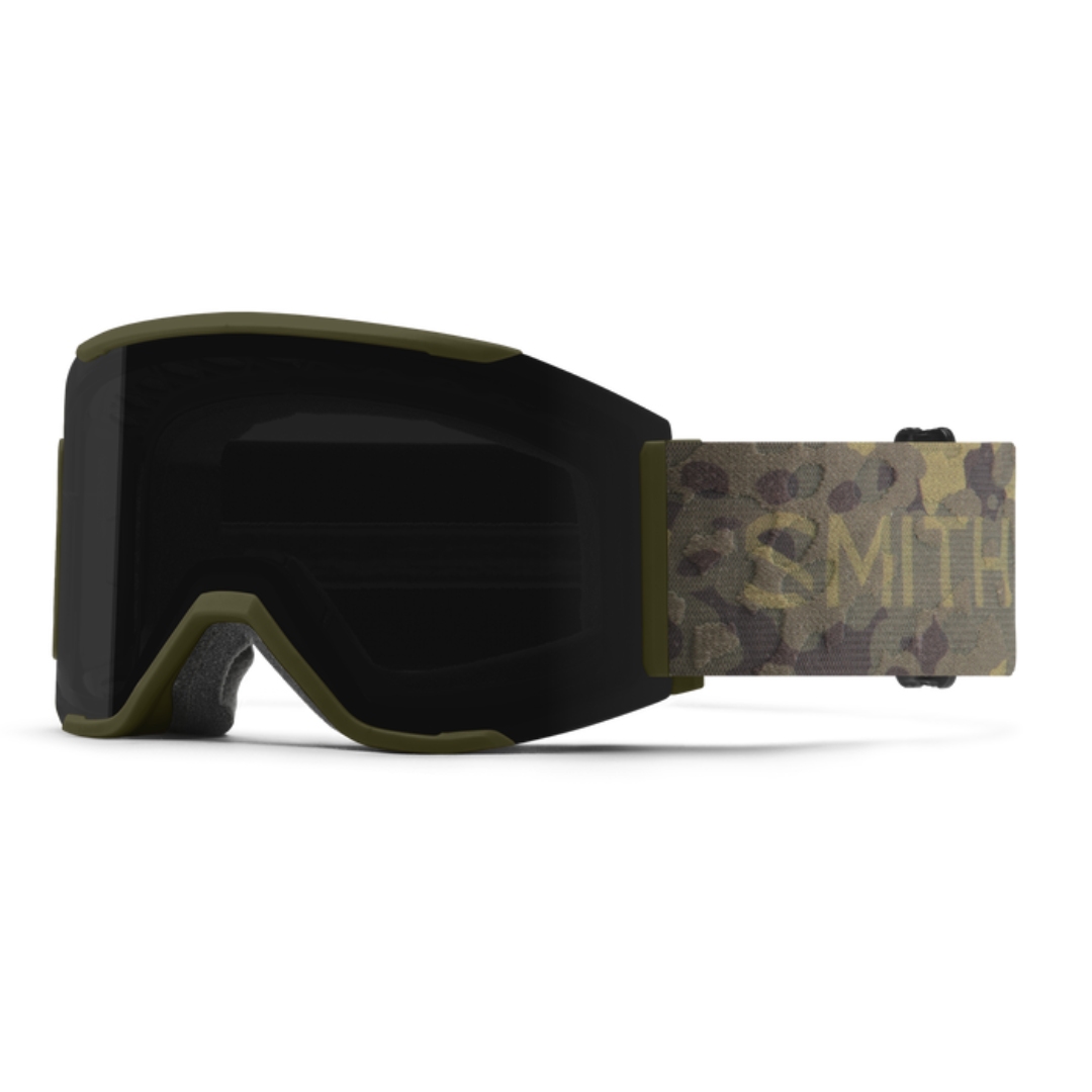 LUNETTE DE SKI ALPIN SMITH OPTICS SQUAD MAG POUR ADULTE couleur VINTAGE CAMO/CHROMAPOP SUN BLACK vue de la lunette verte olive avec lentille noire et bande élastique à motif camo dasn les tons de vert et brun lettré vert olive de profil avant gauche